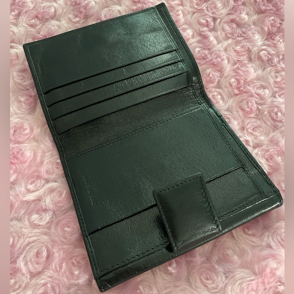 Prada bifold smooth leather wallet - Picture 3 of 3